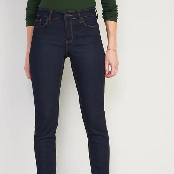 Old Navy Denim - Old Navy Mid-Rise Power Slim Straight Jeans for Women New